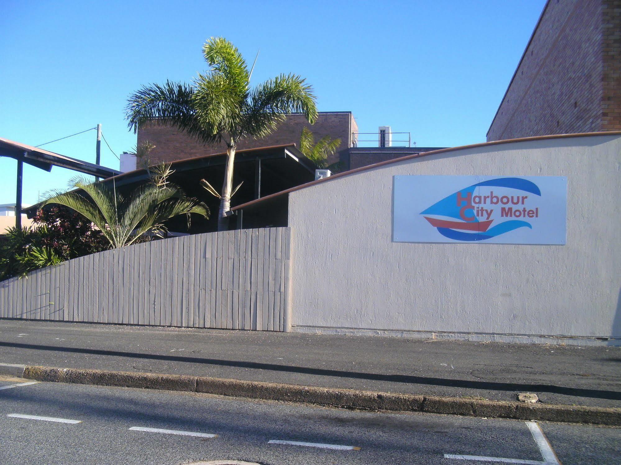 Harbour City Motel Gladstone Exteriör bild