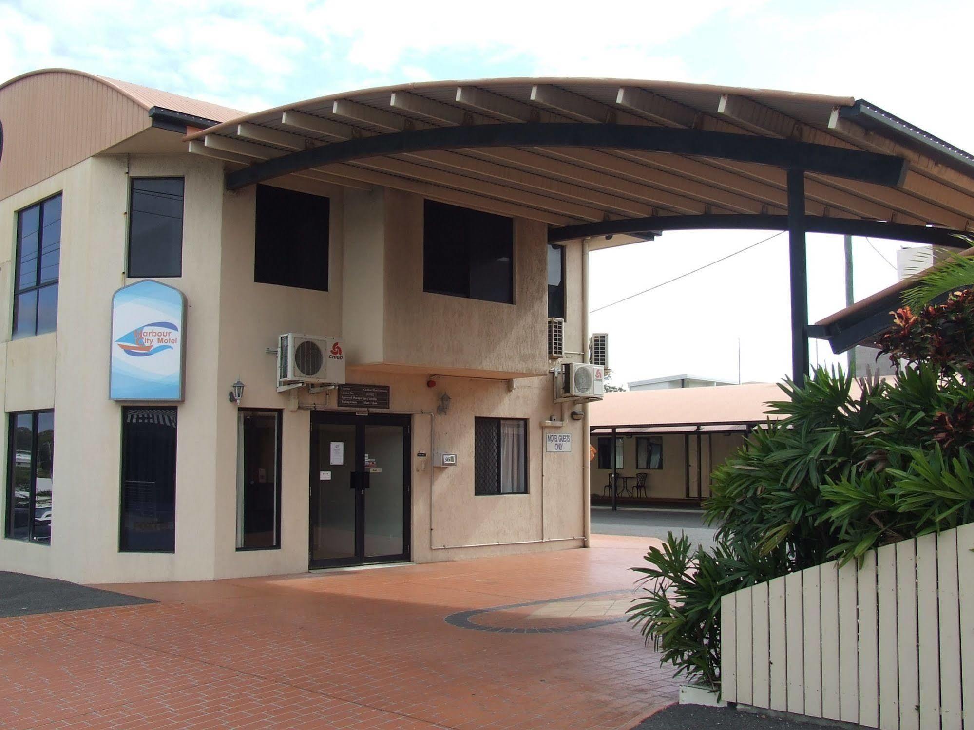 Harbour City Motel Gladstone Exteriör bild